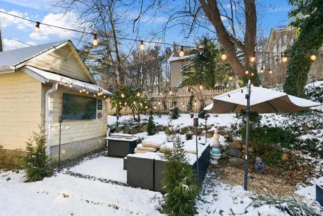 $5,999 | 15 Hicks Street, Roslyn, NY 11576