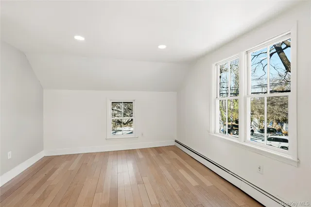 $5,999 | 15 Hicks Street, Roslyn, NY 11576