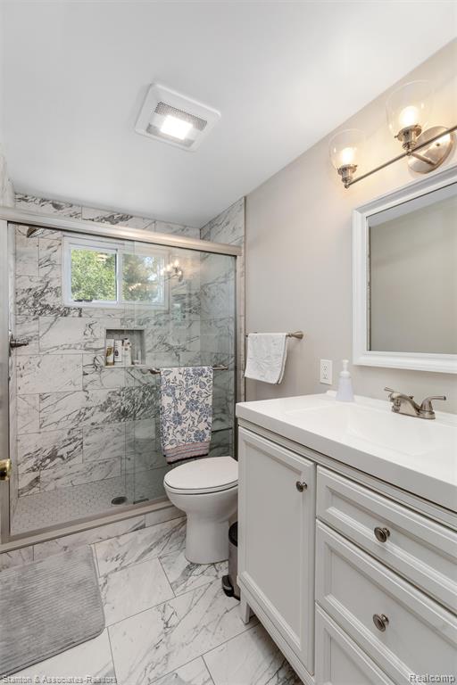 1710 Nakota Road Royal Oak, MI 48073 - Photo 5 of 24 Gallery Image 5