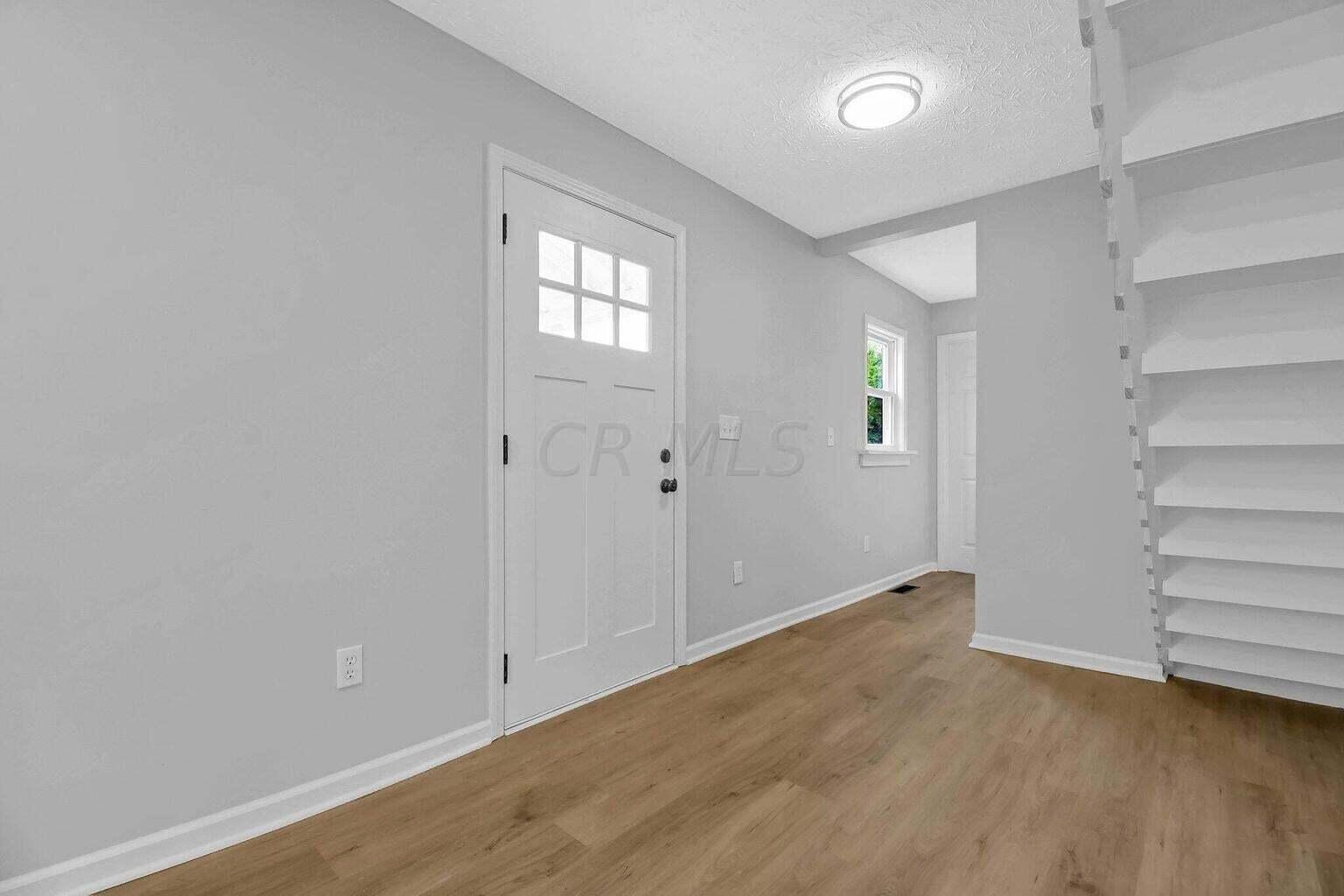 2197 Watkins Road Columbus, OH 43207 - Photo 4 of 21 20221207152916525608000000-o