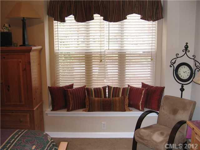 18605 Ruffner Drive, Unit 1B Cornelius, NC 28031 - Photo 9 of 16 Gallery Image 9