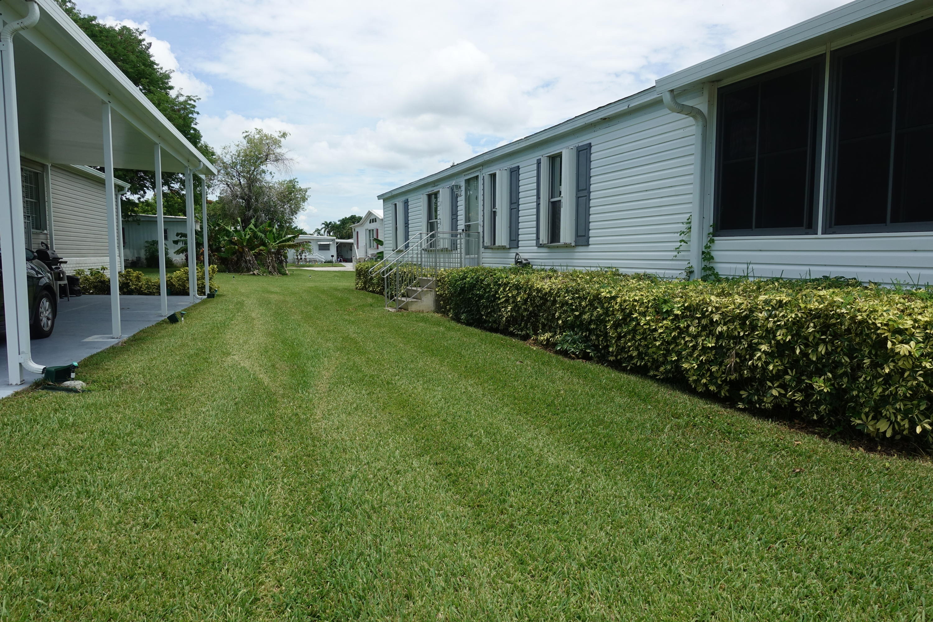 1511 Southwest 65th Avenue Boca Raton, FL 33428 - Photo 7 of 25 Side of Home