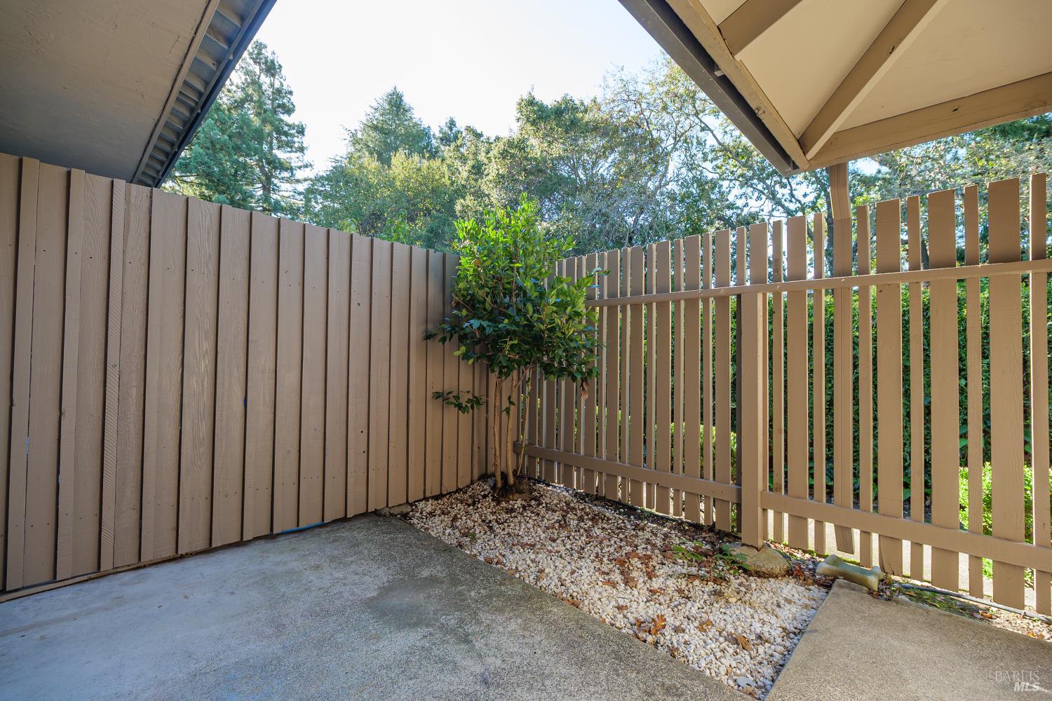 71 Roundtree Boulevard San Rafael, CA 94903 - Photo 13 of 28