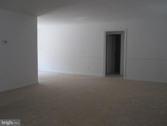1105 Hanson Road Edgewood, MD 21040 - Photo 3 of 27 Living Room