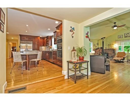 270 Marbleridge Road North Andover, MA 01845 - Photo 4 of 31 Gallery Image 4