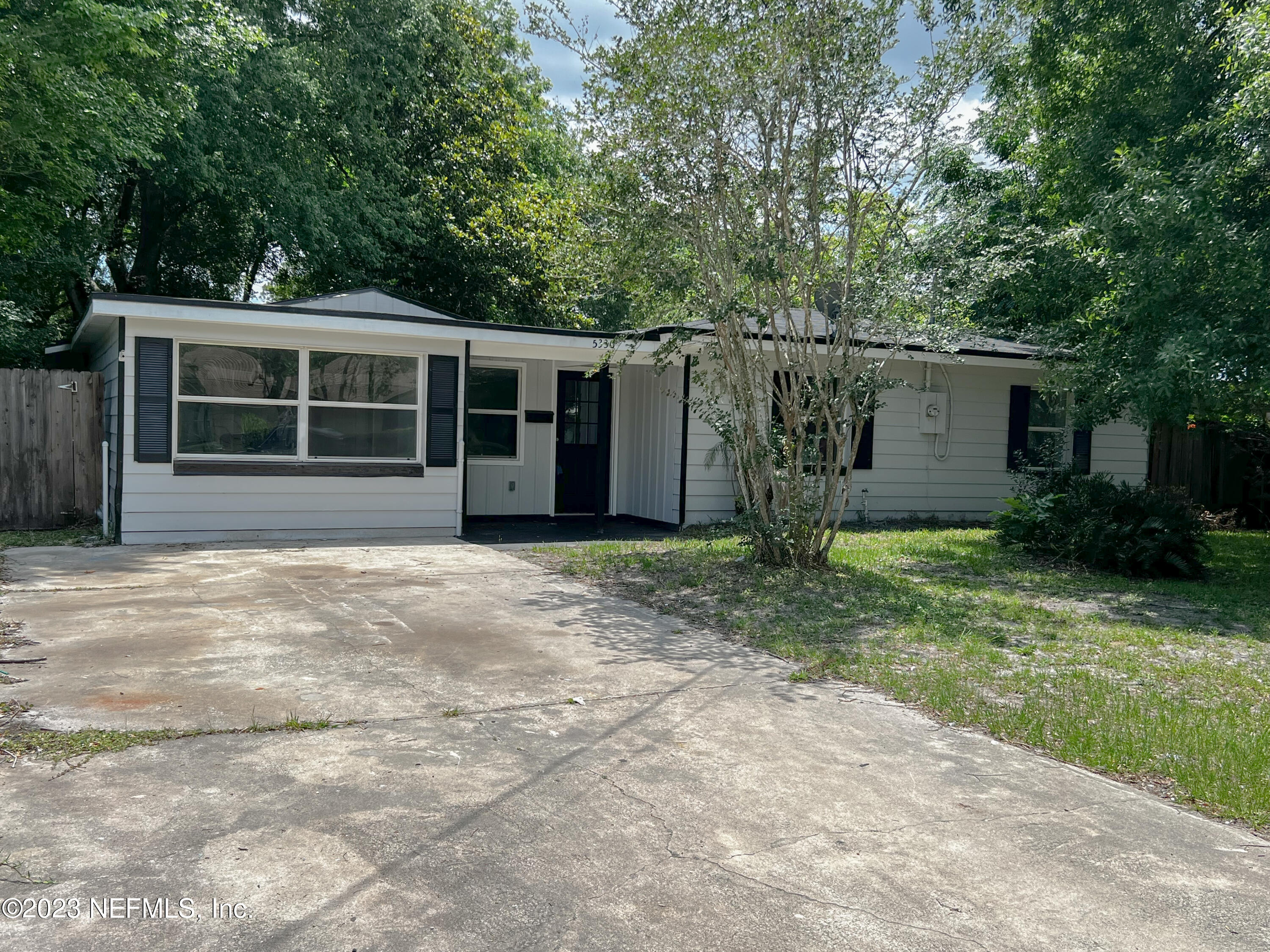 5330 Woodcrest Road Jacksonville, FL 32205 - Photo 1 of 23 Lot-88