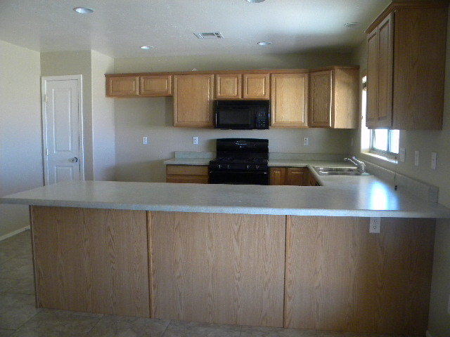 35100 West Miller Road Stanfield, AZ 85172 - Photo 5 of 9 Kitchen