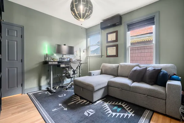 $5,000 | 118 Franklin Street, Unit 3, Brookline, MA 02445
