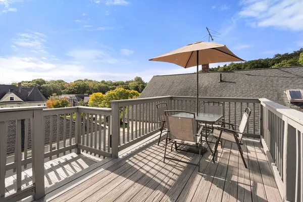 $5,000 | 118 Franklin Street, Unit 3, Brookline, MA 02445