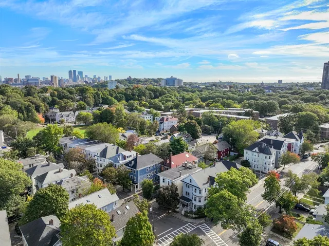 $5,000 | 118 Franklin Street, Unit 3, Brookline, MA 02445