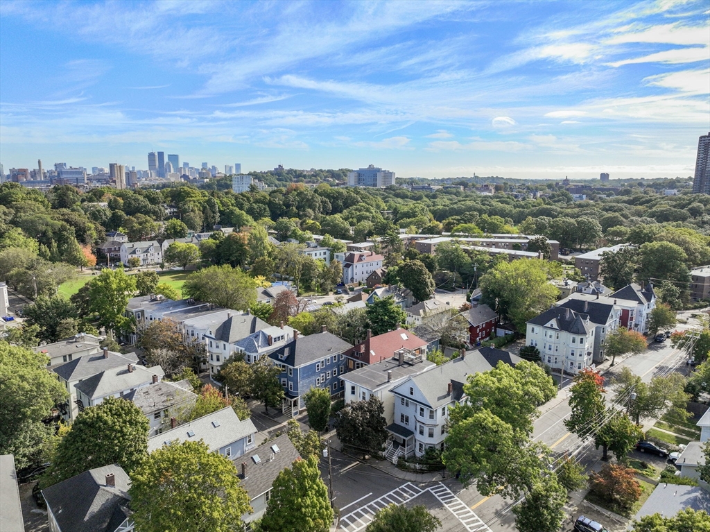 118 Franklin Street, Unit 3 Brookline, MA 02445 - Photo 16 of 17