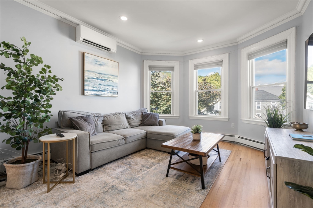 118 Franklin Street, Unit 3 Brookline, MA 02445 - Photo 2 of 17