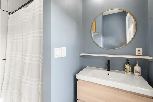 $5,000 | 118 Franklin Street, Unit 3, Brookline, MA 02445