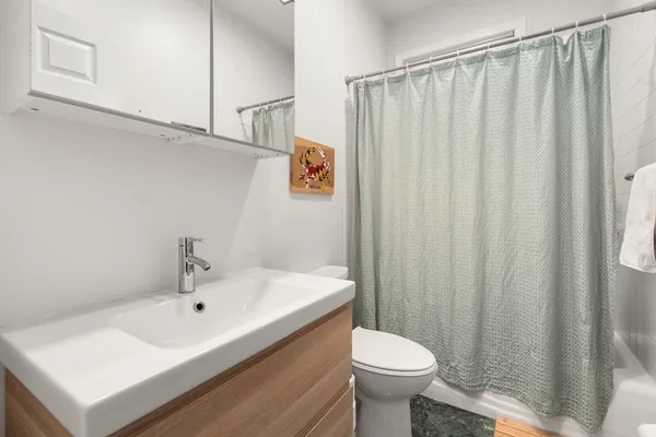 $5,000 | 118 Franklin Street, Unit 3, Brookline, MA 02445