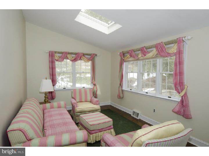 519 Cambridge Road Bala Cynwyd, PA 19004 - Photo 13 of 25 Family Room