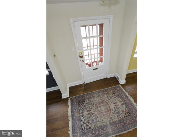 519 Cambridge Road Bala Cynwyd, PA 19004 - Photo 14 of 25 Foyer