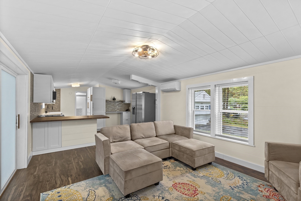 117 Ruxton Circle Mashpee, MA 02649 - Photo 11 of 28