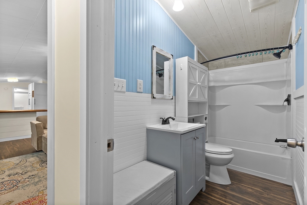 117 Ruxton Circle Mashpee, MA 02649 - Photo 19 of 28