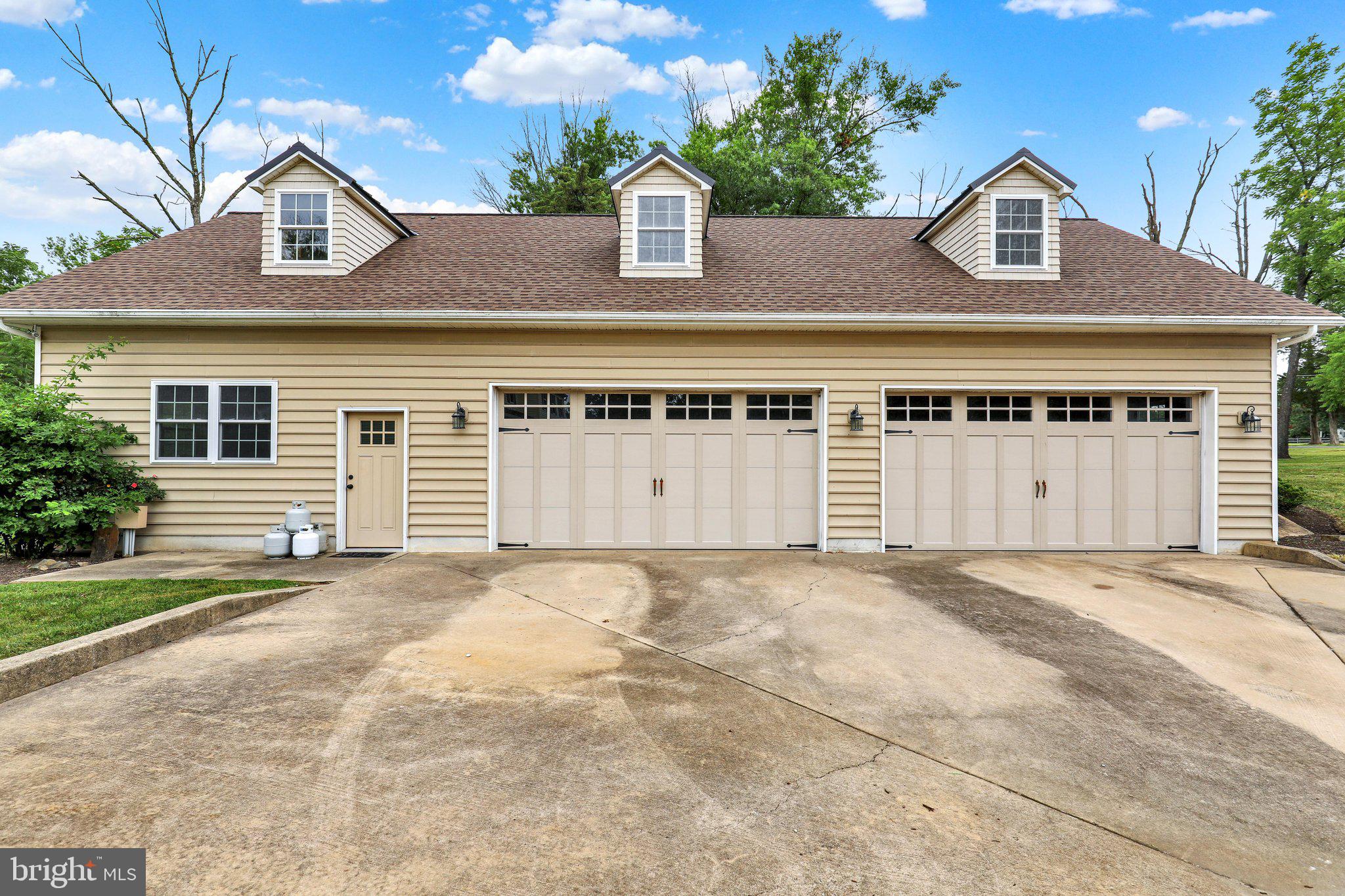 2712 Little Road Perkiomenville, PA 18074 - Photo 42 of 61 360_5502