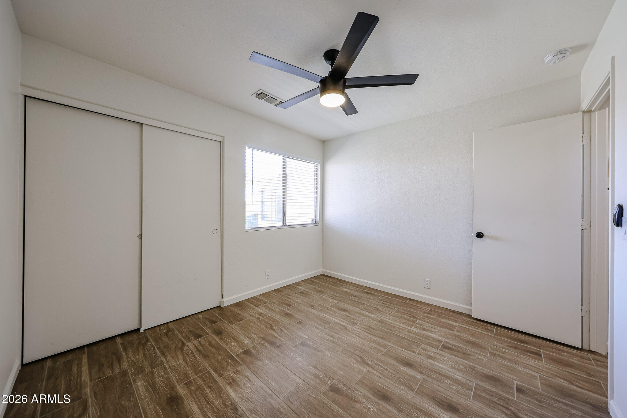 4047 East Jojoba Road Phoenix, AZ 85044 - Photo 26 of 41