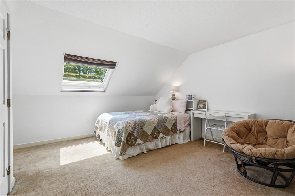 71 Amity Place, Unit 71 Amherst, MA 01002 - Photo 27 of 41