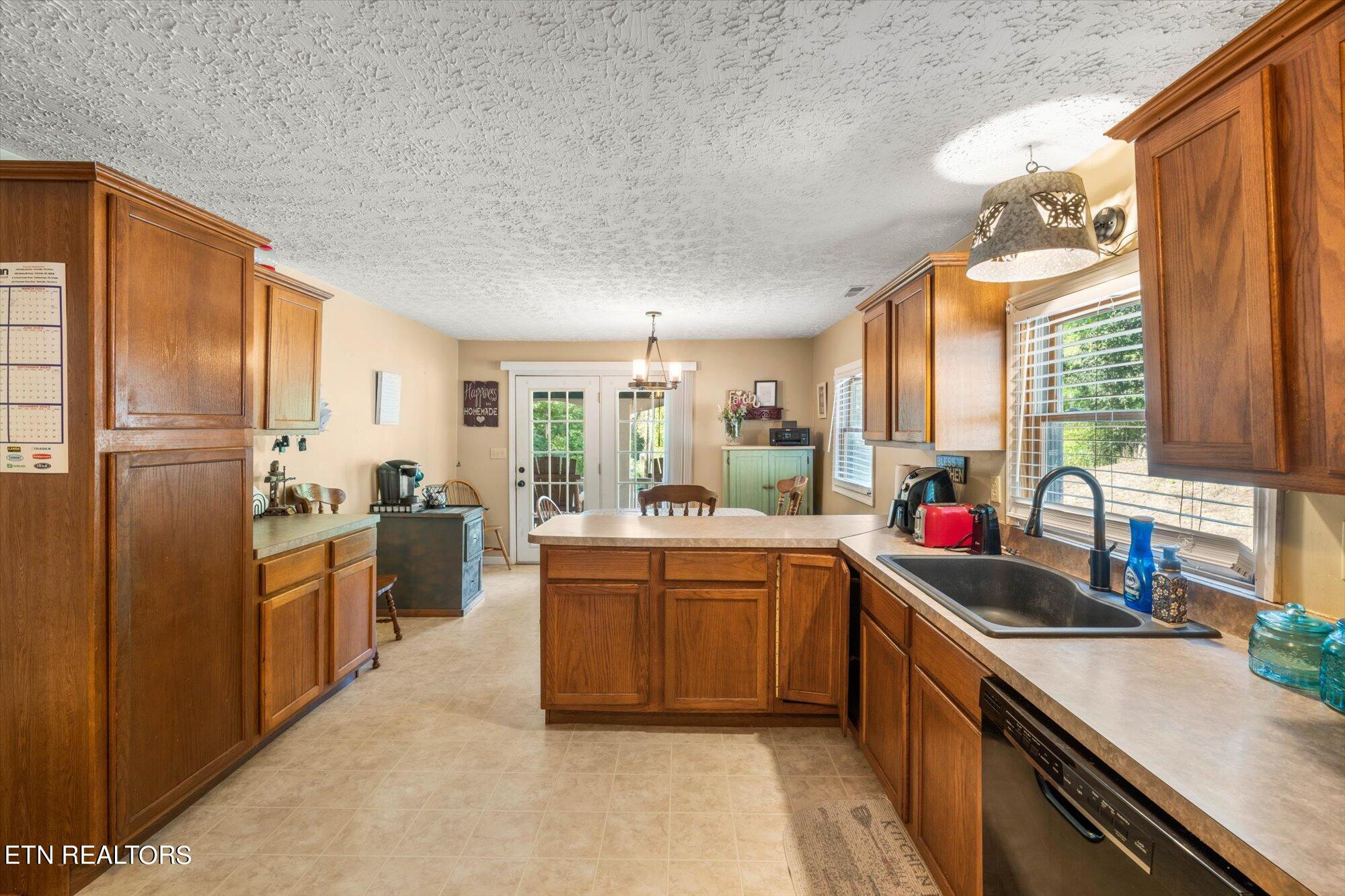 402 Williams Road Sevierville, TN 37876 - Photo 11 of 41 11-402-Williams-Rd-Pigeon-Forge-TN-11
