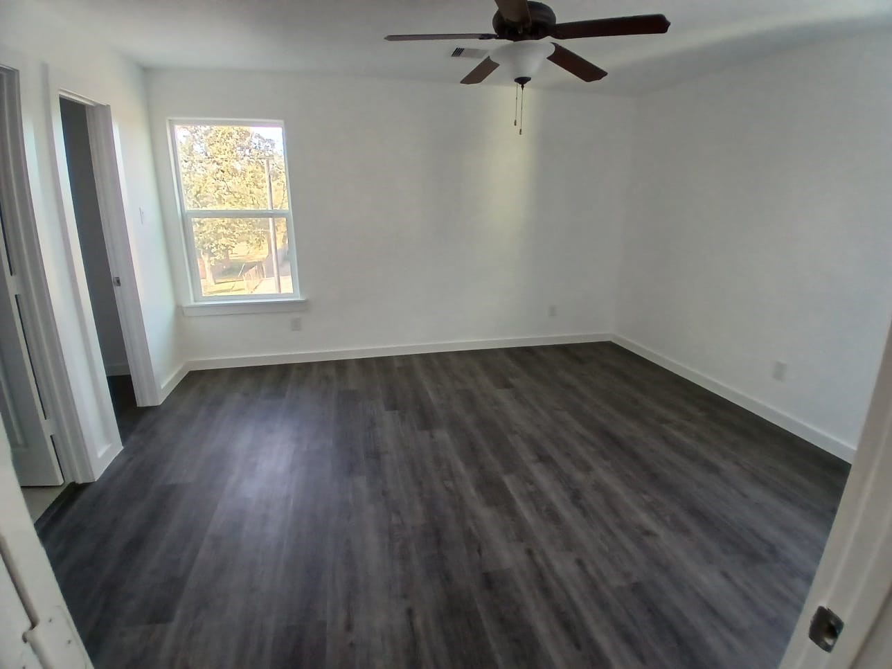 7928 Count Street Houston, TX 77028 - Photo 11 of 16