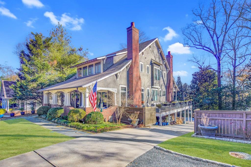 2519 Forrest Way Northeast Atlanta, GA 30305 - Photo 2 of 26