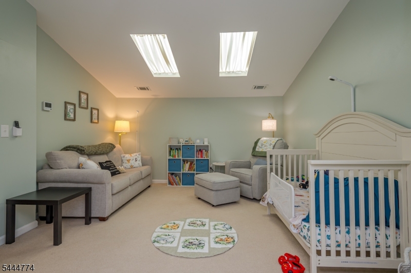 9 Mission Hills Road Annandale, NJ 08801 - Photo 12 of 20