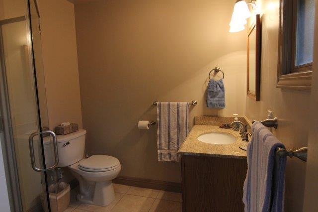 464 North Turnpike Road Santa Barbara, CA 93111 - Photo 15 of 22 Gameroom Bathroom