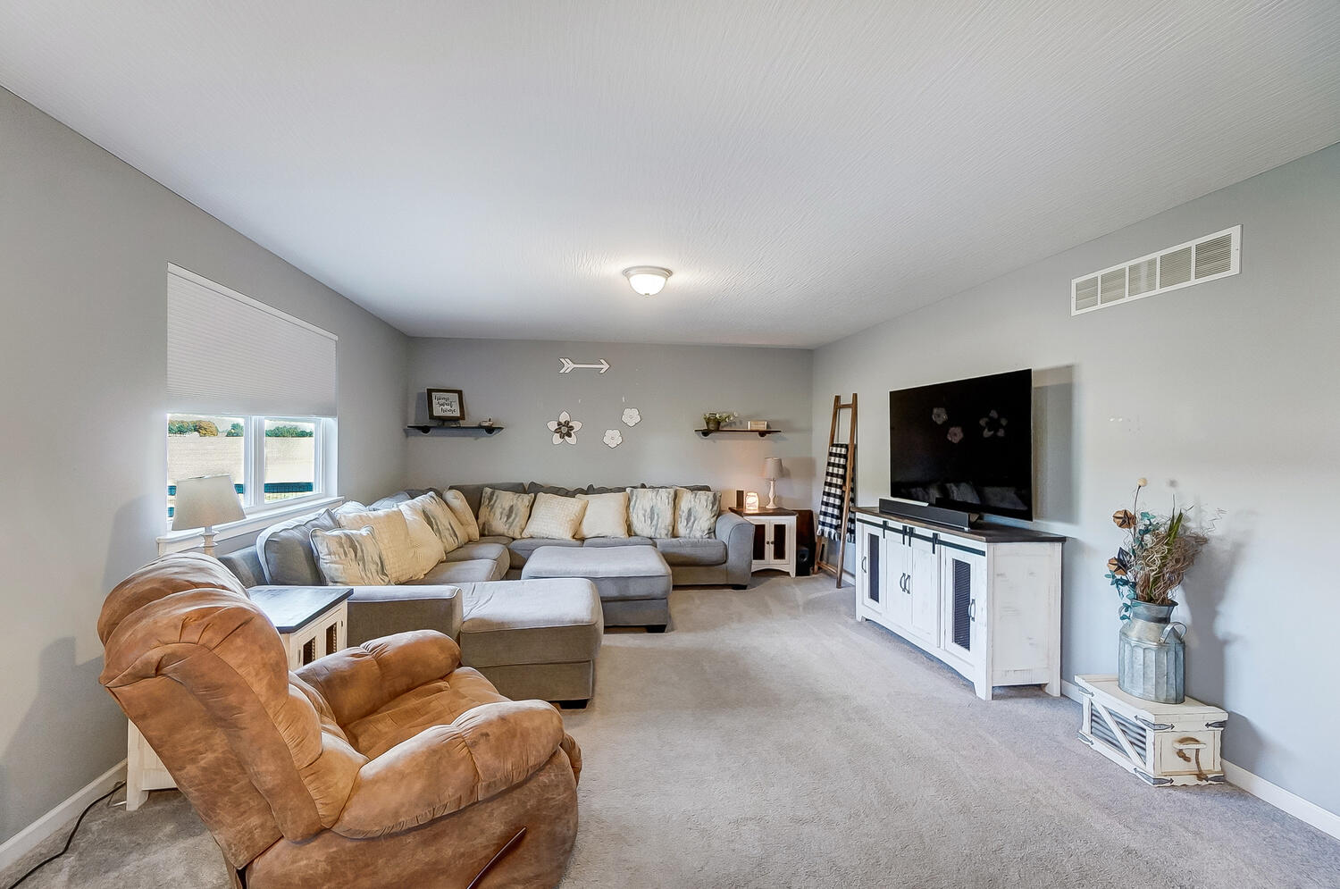 7828 Old Columbus Road South Vienna, OH 45369 - Photo 10 of 72