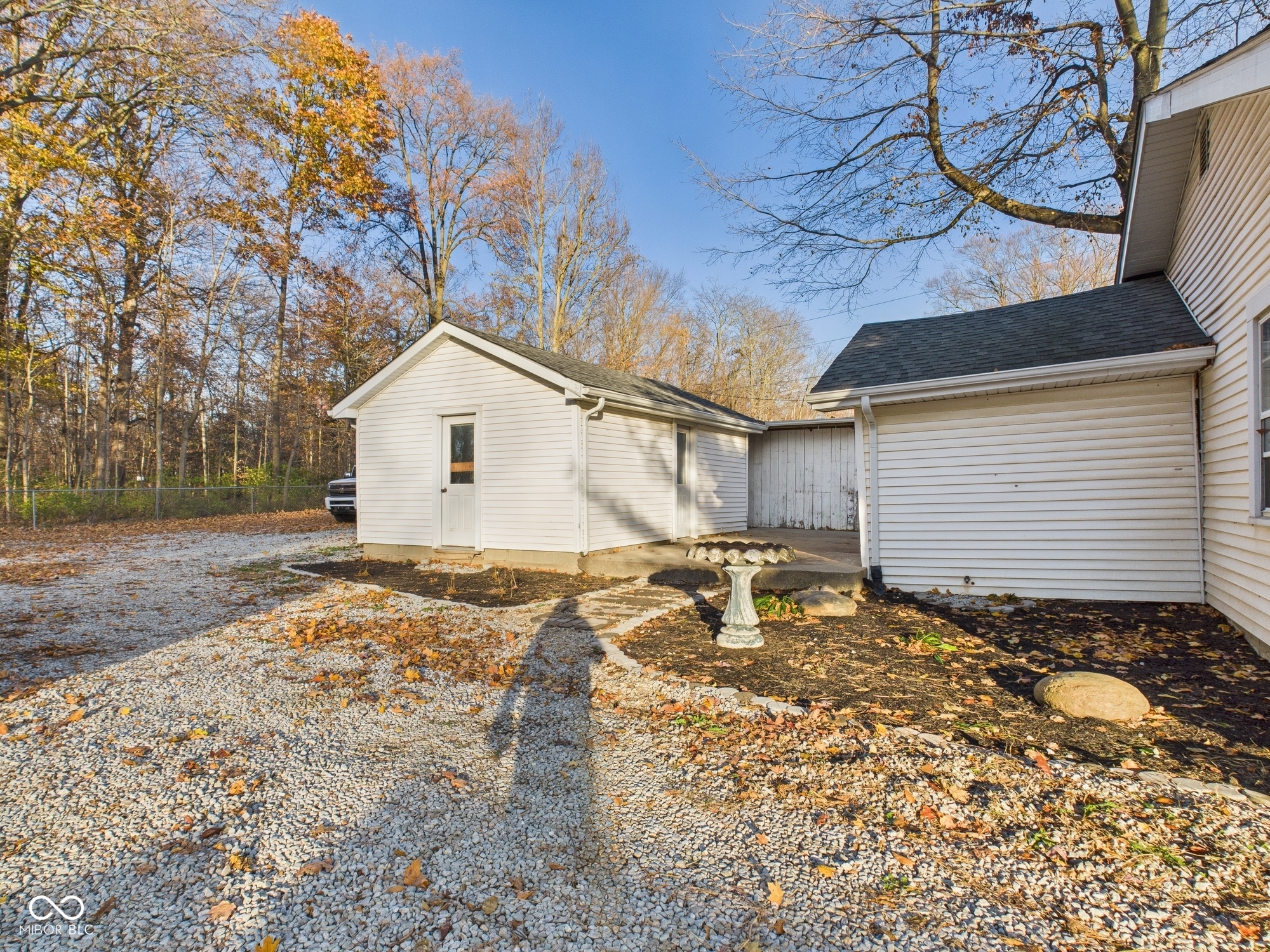 4832 No Name Road Anderson, IN 46017 - Photo 3 of 19 Gallery Image 3