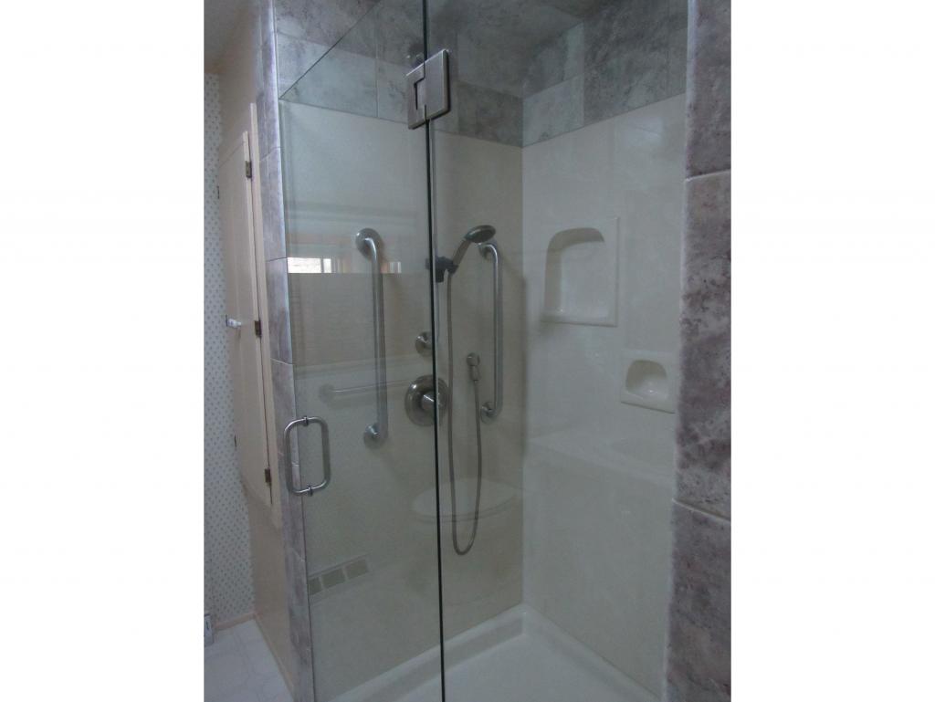 229 Stonehill Road Williston, VT 05495 - Photo 17 of 25 Gallery Image 17