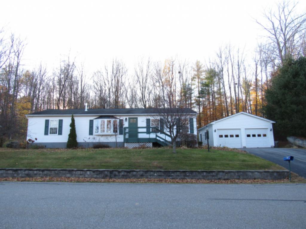 229 Stonehill Road Williston, VT 05495 - Photo 3 of 25 Gallery Image 3