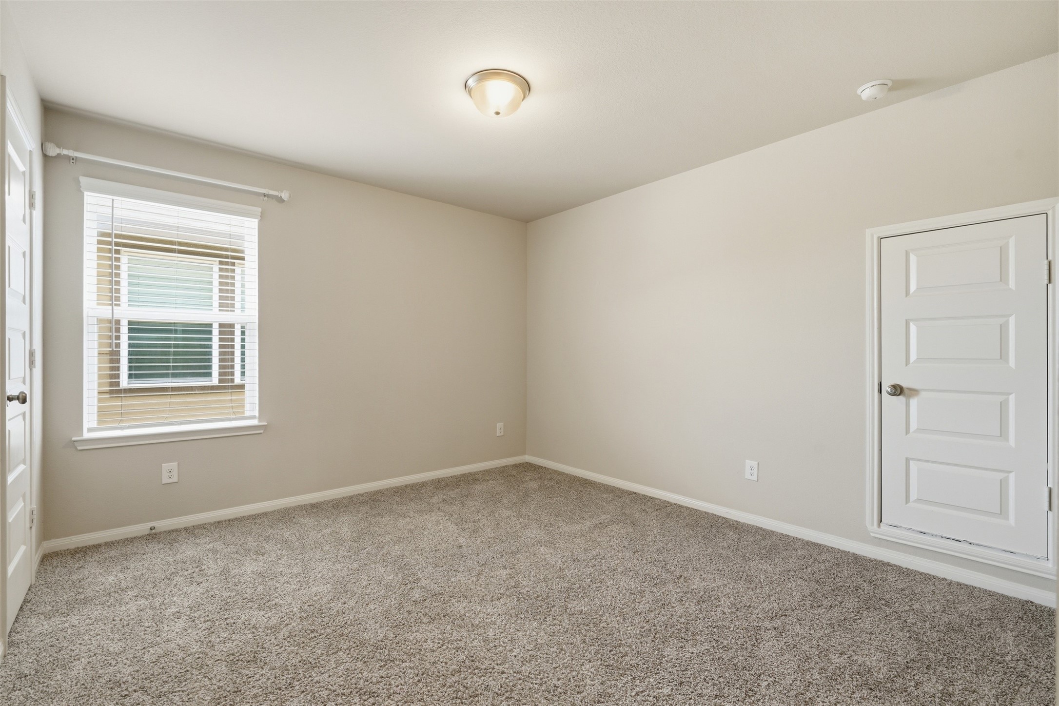 2413 Olancha Drive Rosharon, TX 77583 - Photo 32 of 50 Gallery Image 32
