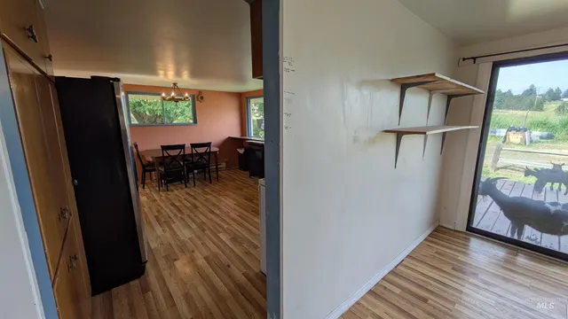 $250,000 | 3700 Highway 8 East Troy Id 83871, Troy, ID 83871