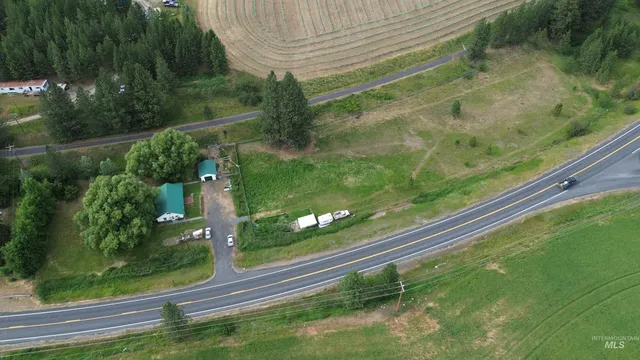 $250,000 | 3700 Highway 8 East Troy Id 83871, Troy, ID 83871