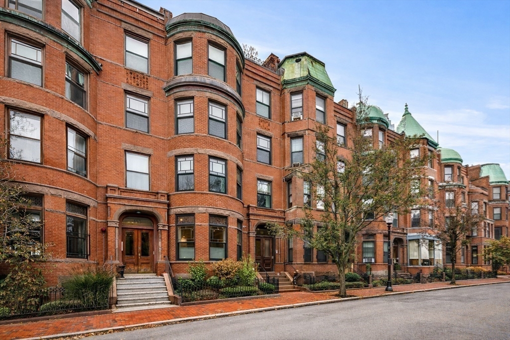 131 St Botolph Street, Unit 1 Boston, MA 02115 - Photo 26 of 29 front view of a building