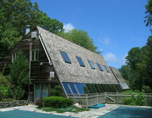 1151 Vineyard Road North Kingstown, RI 02874 - Photo 1 of 6 Exterior Front.