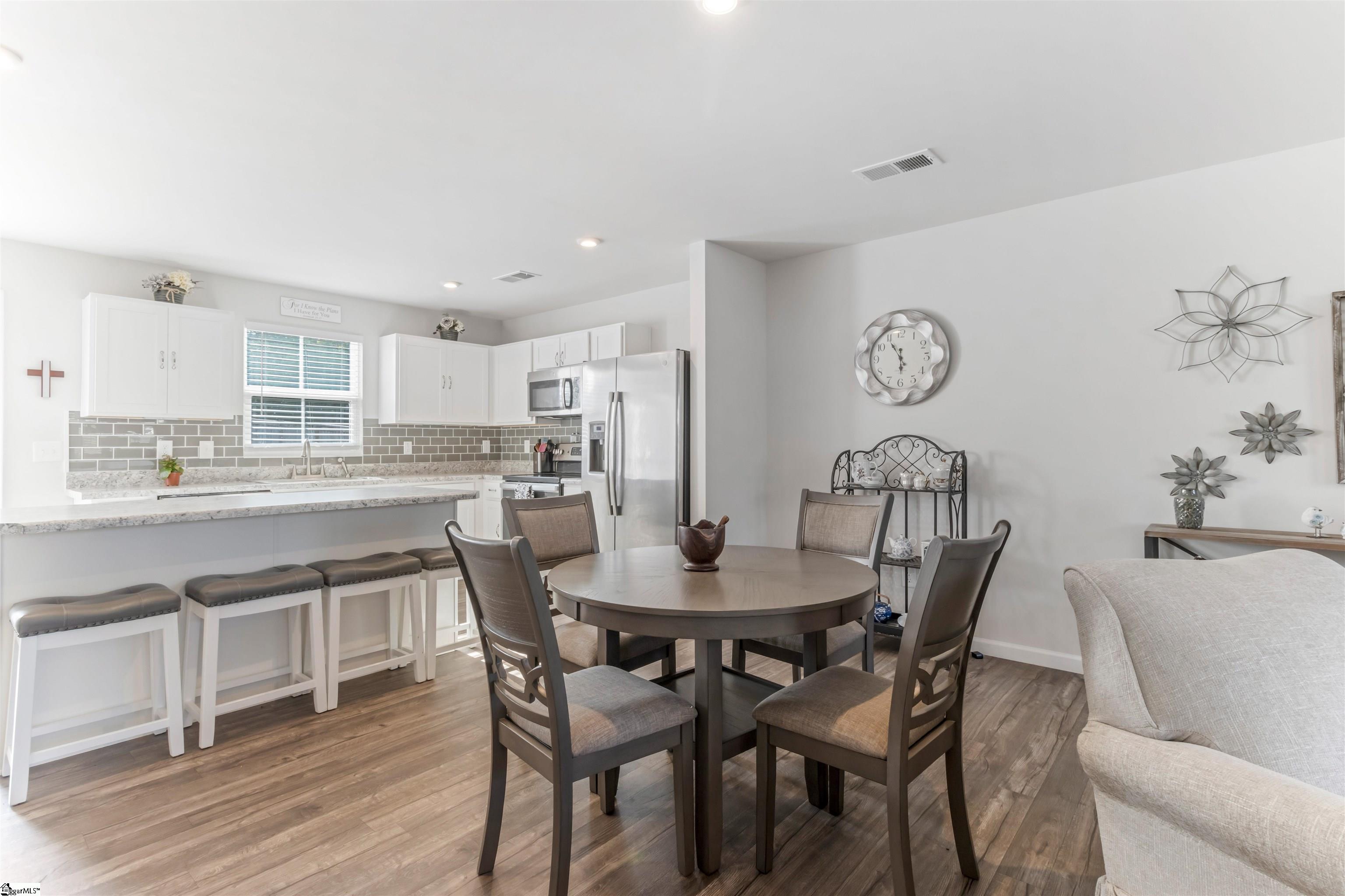 446 Hobson Way Lyman, SC 29365 - Photo 11 of 32 Gallery Image 11