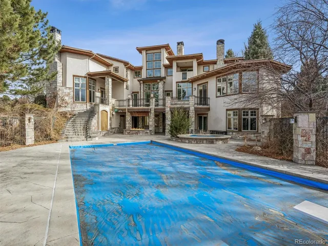 a view of a yard with trees