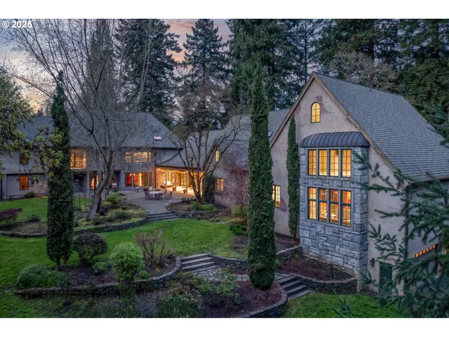 $3,890,000 | 1500 Southeast Waverly Drive, Milwaukie, OR 97222