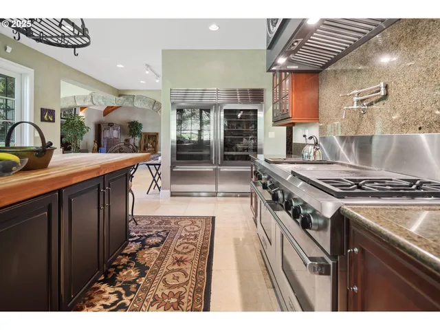 $3,890,000 | 1500 Southeast Waverly Drive, Milwaukie, OR 97222