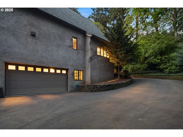 $3,890,000 | 1500 Southeast Waverly Drive, Milwaukie, OR 97222