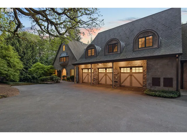 $3,890,000 | 1500 Southeast Waverly Drive, Milwaukie, OR 97222