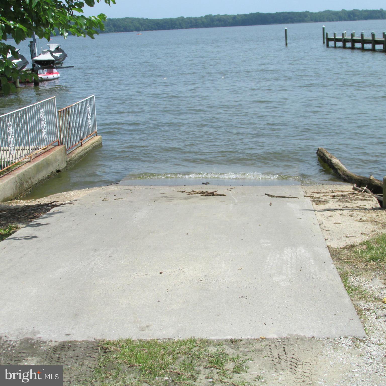 7311 Chesapeake Road Baltimore, MD 21220 - Photo 8 of 14 COMMUNITY BOAT RAMP