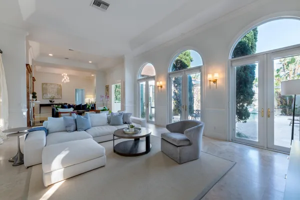 $30,000 | 2258 Ibis Isle Road East, Palm Beach, FL 33480