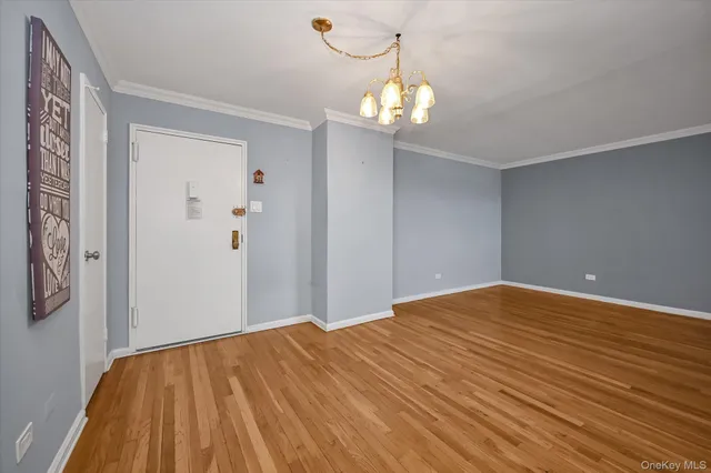 $220,000 | 85-10 151st Avenue, Unit 5E | Lindenwood