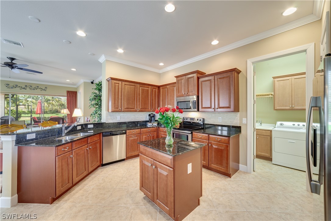 11262 Suffield Street Fort Myers, FL 33913 - Photo 9 of 32 Gallery Image 9