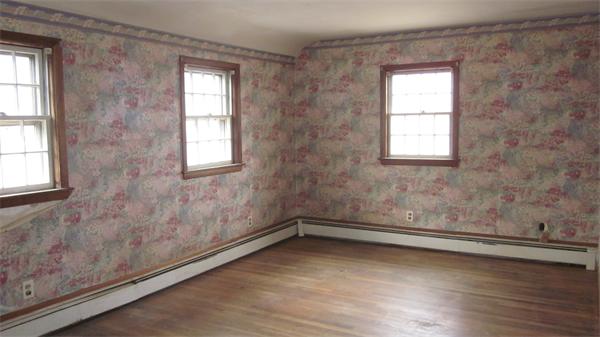 54 Thorndike Road Lowell, MA 01852 - Photo 6 of 8 Gallery Image 6